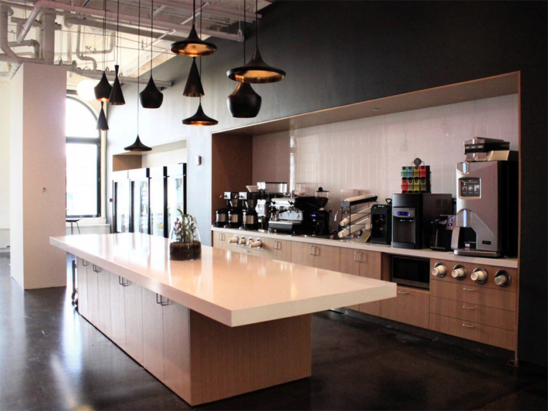 جولة داخل المقر الجديد لموقع انستقرام في نيويورك: تجربة فريدة ومميزة